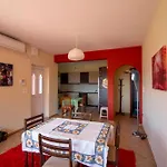 Cozy Hilltop With Breathtaking Views Magoula (Peloponnese)
