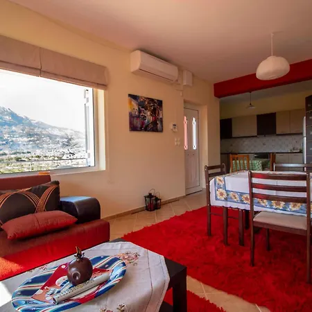 Σπίτι διακοπών Cozy Hilltop With Breathtaking Views