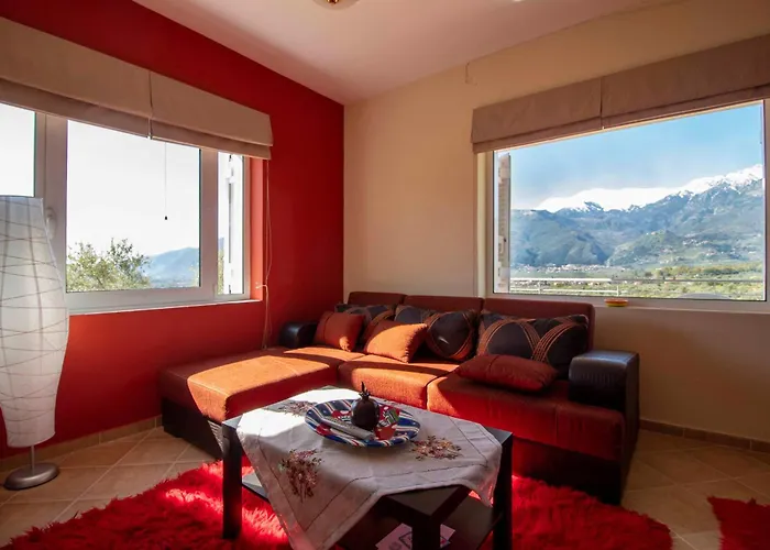 Casa de Férias Cozy Hilltop With Breathtaking Views